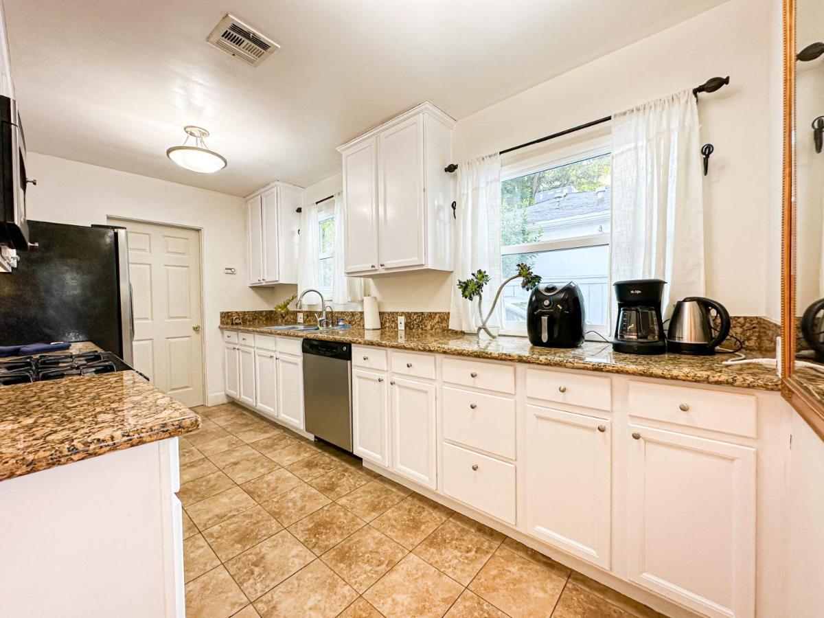 Charming 3br House - Hal-uc Los Angeles